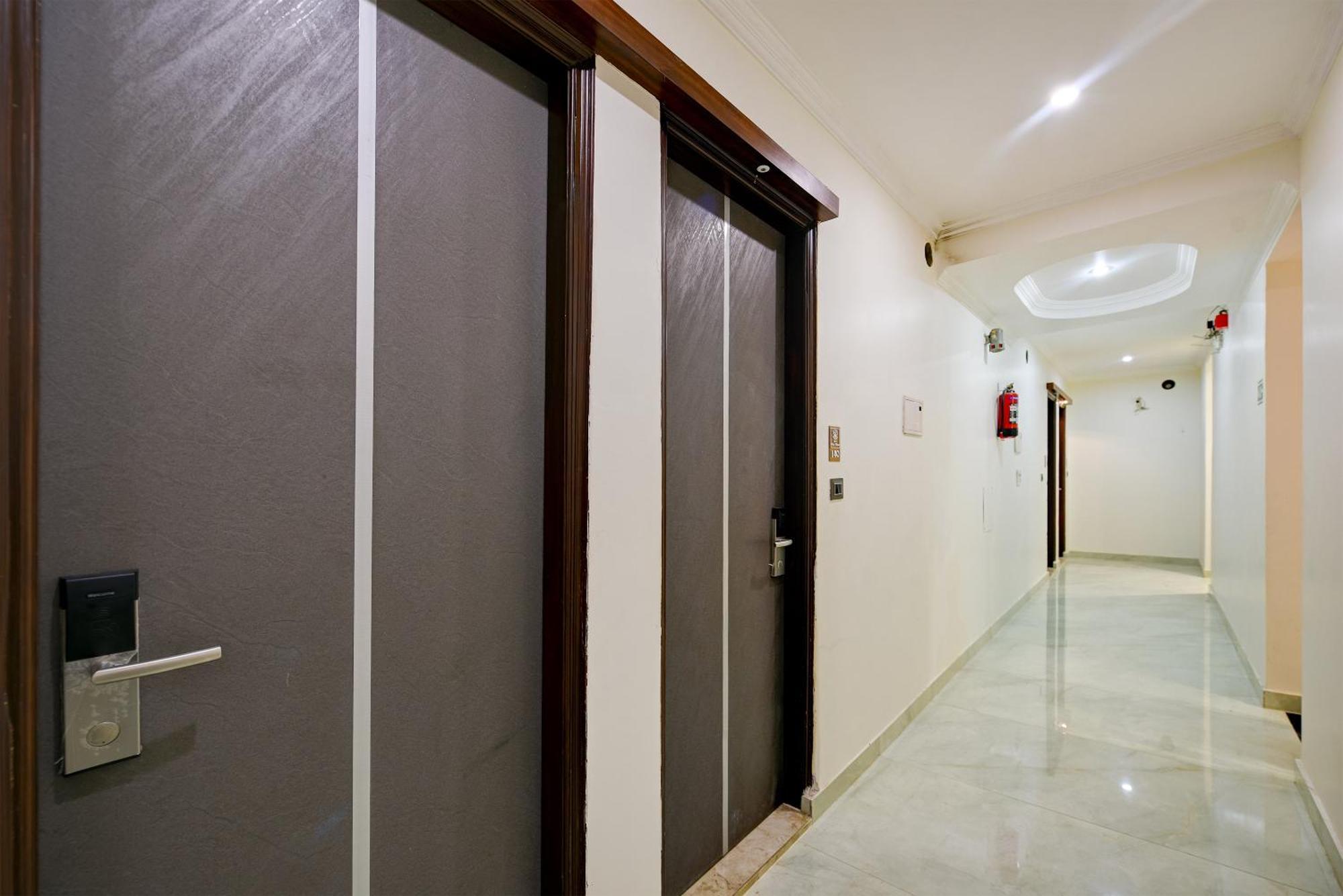 The Pearl Plaza Hotel In City Centre - Near New Delhi Railway Station Buitenkant foto