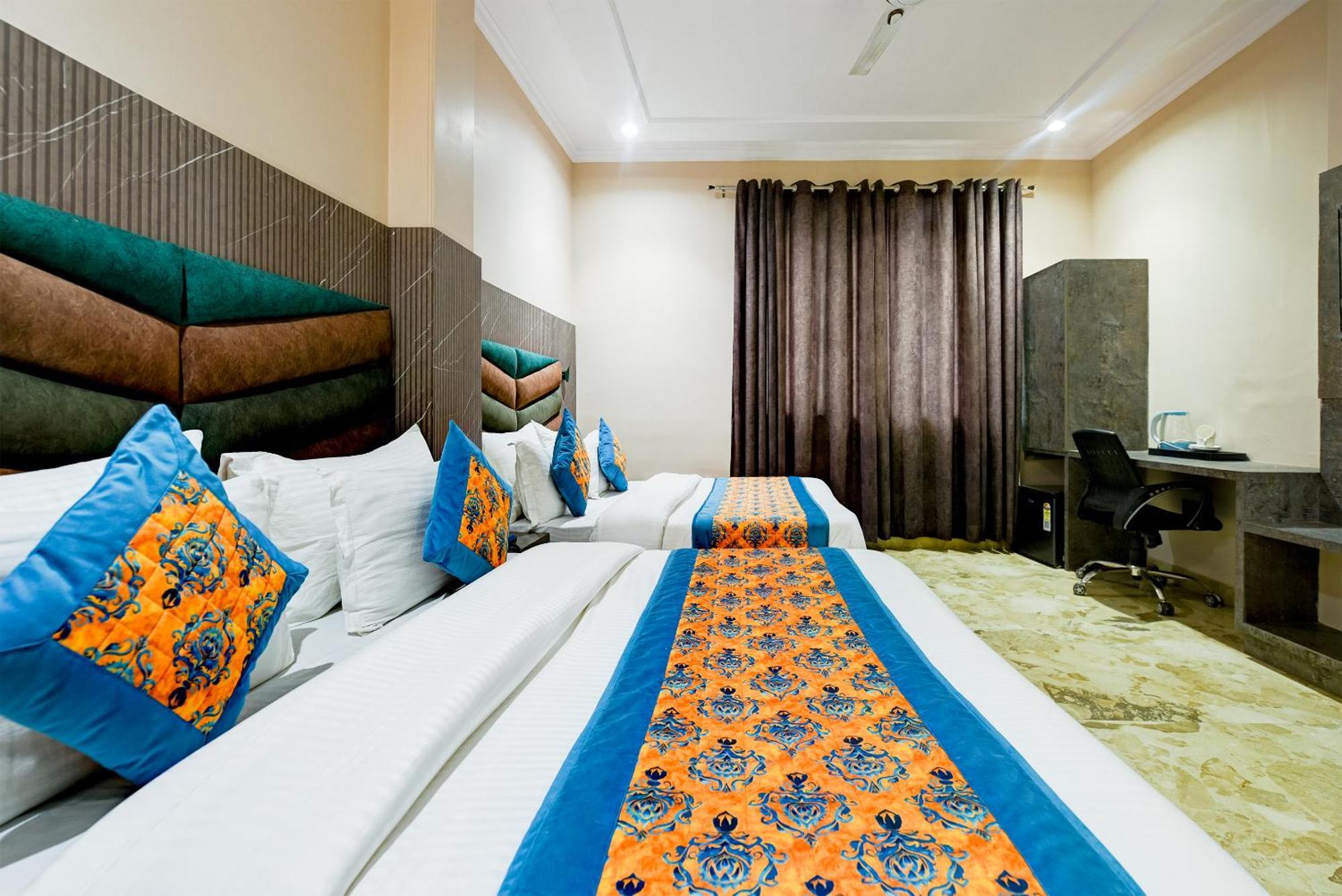 The Pearl Plaza Hotel In City Centre - Near New Delhi Railway Station Buitenkant foto
