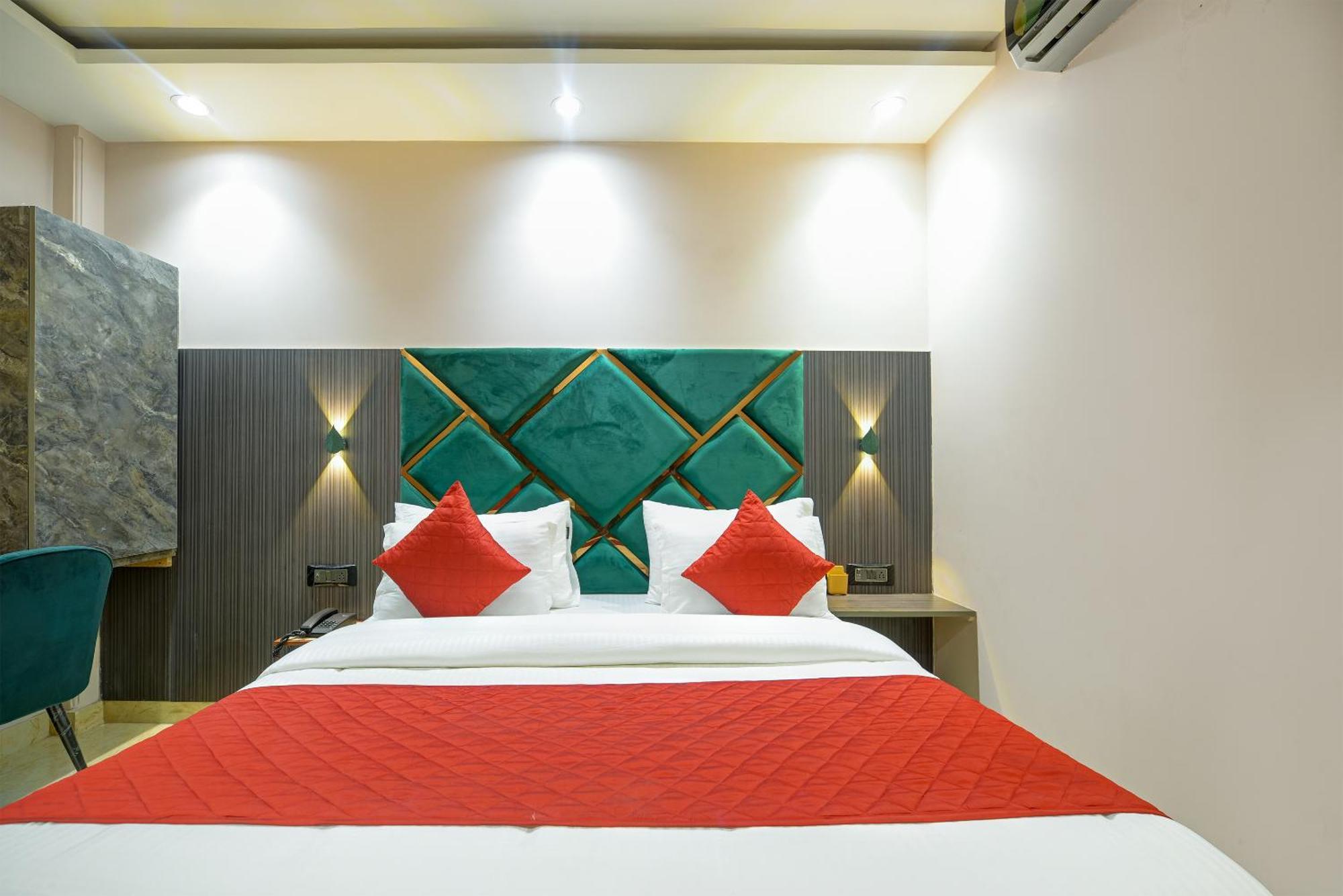 The Pearl Plaza Hotel In City Centre - Near New Delhi Railway Station Buitenkant foto