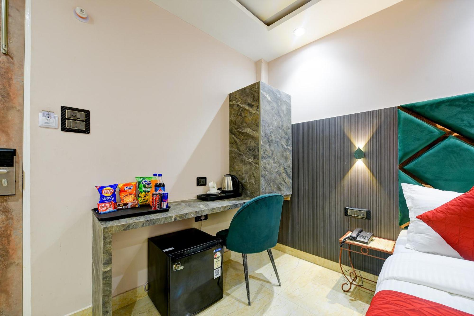 The Pearl Plaza Hotel In City Centre - Near New Delhi Railway Station Buitenkant foto