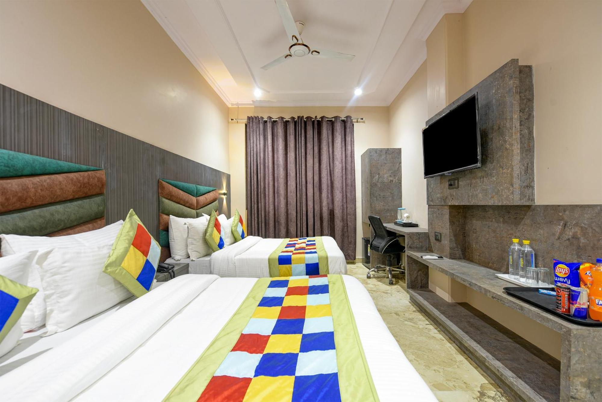 The Pearl Plaza Hotel In City Centre - Near New Delhi Railway Station Buitenkant foto